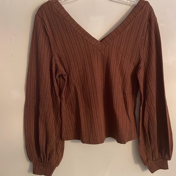 NWT Coffee Brown Fashion Sweater - Picture 11 of 13